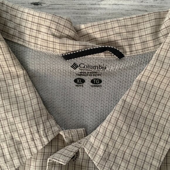 Columbia Omni-Shield Short Sleeve Lightweight Casual Button Down Shirt - Picture 3 of 8